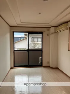 トーケン プロニティ【2階】の居間