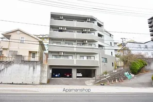 フォーレストユイの画像