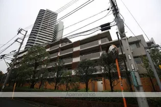 エルザ世田谷【1階】の外観