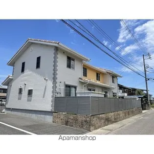 岐阜県各務原市川島緑町5丁目【テラスハウス】の外観