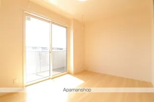 ロイジェントパークス レイクタウン II C【3階】の居間