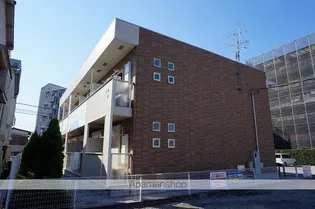 シャロルスター【1階】の外観