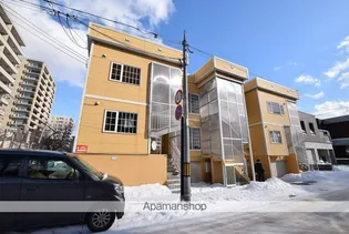 シンエイマンション【2階】の外観