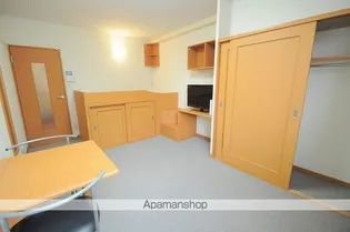 レオパレスエンゼル【2階】の居間