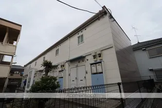 レオパレスサイカチ【1階】の外観