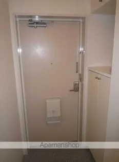 ヒルズ南戸塚【7階】の玄関