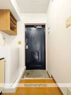 サンリバー南方 B棟【2階】の玄関