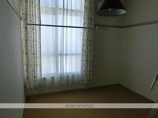 グリーンコート巣子A【206号室】の居間