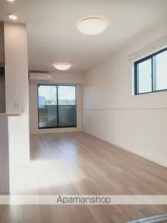 ステラートB【2階】の居間