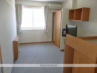 レオパレスライトスペースⅡ【2階】の居間