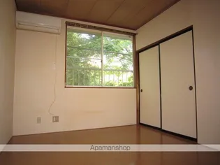 メゾン大友A【202号室】の居間