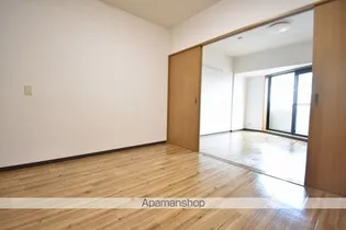 メイテラッセ中島丁【1階】の内装