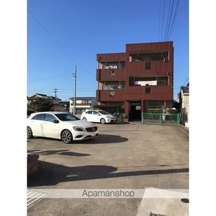 グランドヒルズ平野2番館【1階】の外観