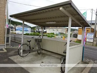 メゾン・コンフォース【2階】の外観