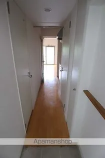 サヴォイザ・リバーテラス【4階】の玄関