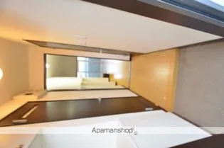 アンパサージュ【6階】の玄関