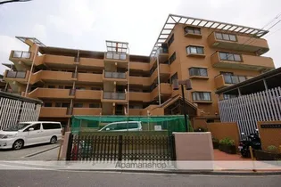 ロイヤルヒルズ待兼山【2階】の外観