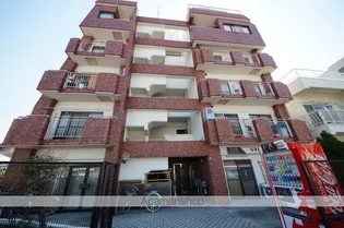 プランドール新宿【4階】の外観