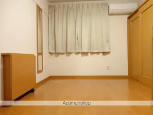 レオパレスア・ヴォルテ【110号室】の居間