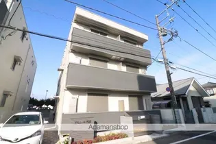 セジュール河辺の画像