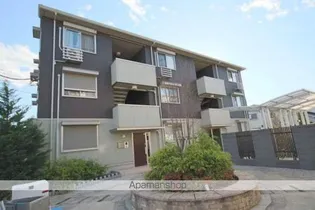 コスモス B【3階】の外観