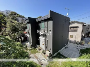 リバード本牧【1階】の外観