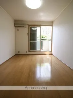 ファーストヒルズ【2階】の居間