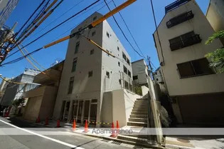 カルロ四谷【301号室】の外観