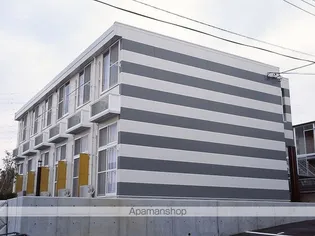 レオパレスカメリア五番館【1階】の外観