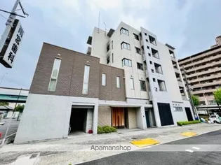 カスタリアの画像