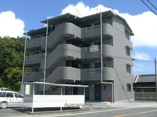 マンションレイクビュー【1階】の外観