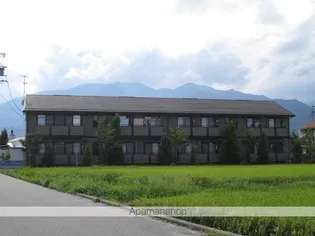 サン・ローラ穂高【2階】の外観