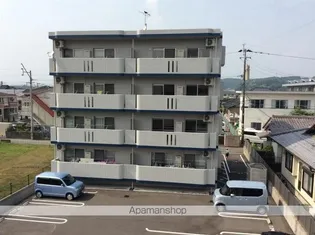 ユーミー小松の画像