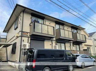 パインビレッジ【2階】の外観