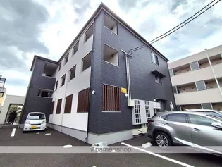 スペチアーレ【1階】の外観