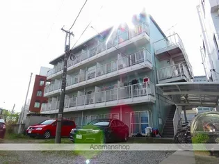 エステートピア・ルリ【1階】の外観