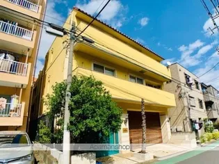 カーザ・クレアトーレ【2階】の外観