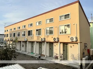 VARMHAUS【1階】の外観