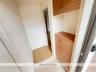 シャイニング【102号室】の玄関