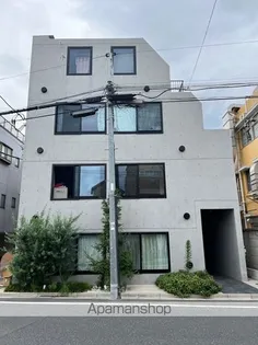 LA DOUCEUR西落合【2階】の外観