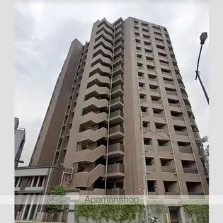 ナイスアーバン中野坂上【2階】の外観