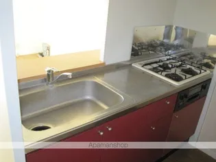 レオパレスメゾネット長本【104号室】のキッチン