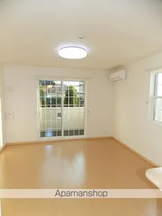 サンセット【1階】の居間