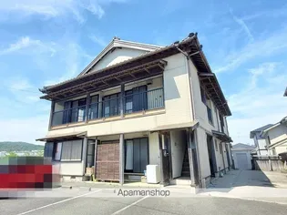 稲建ハイツの外観