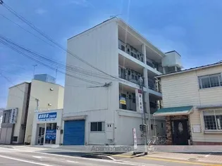 鈴木マンション【4-1号室】の外観