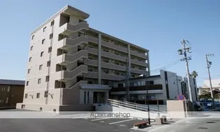 ピュアー【2階】の外観