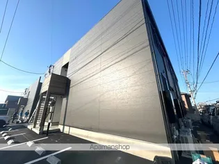 NANA B棟【1階】の外観