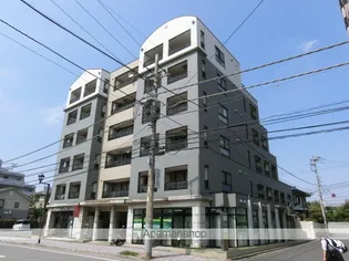 ベルメゾン松波【4階】の外観