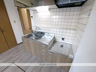 ベル・パエーゼ【1階】のキッチン