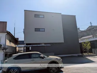 メゾンドノアールの画像
